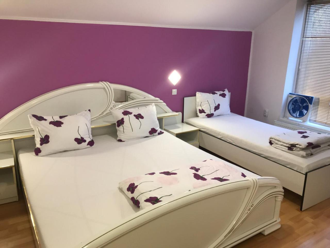 Pension Eclipse Oradea Exterior foto